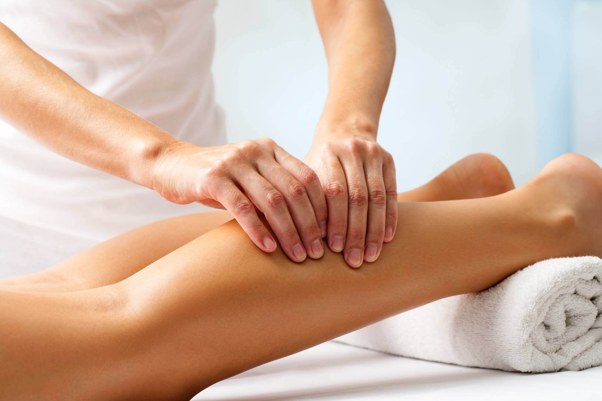 Massage des jambes contre la douleur